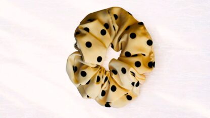 Vintage Dot Scrunchies - Image 3