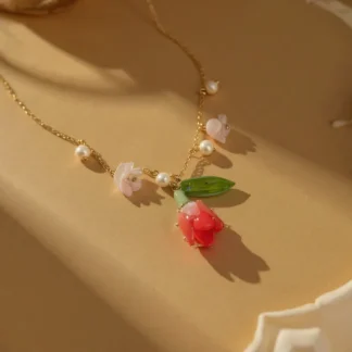 Tulip Pearl Necklace