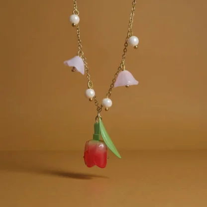 Tulip Pearl Necklace - Image 2